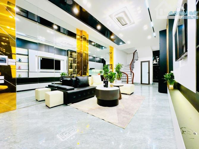 Cơ hội vàng: Nhà 4 tầng Khương Trung, full nội thất, vị trí đẹp gần ô tô – giá chỉ 7 tỷ