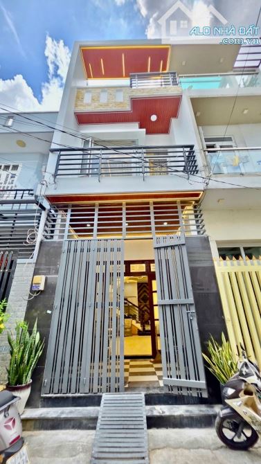 ✳️BÌNH TRỊ ĐÔNG NHÀ MỚI KENG 4 TẦNG HẺM OTO CHỈ HƠN 5 TỶ  🔥 khong lộ giới quy hoạch.  📍L