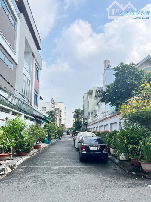 ĐẤT ĐẸP FULL THỔ CƯ – XÂY 7 LẦU – SHR – VỊ TRÍ VÀNG QUẬN 12