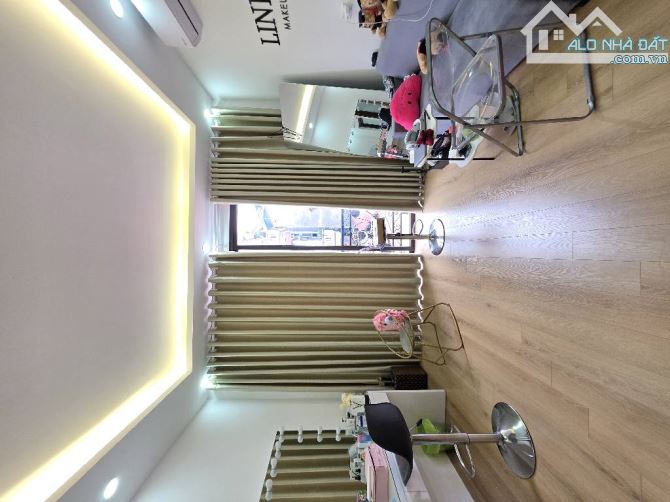 Ngô Quyền Hà Đông 40m2× 4 tầng- ô tô đỗ cửa- chỉ hơn 9 tỷ.