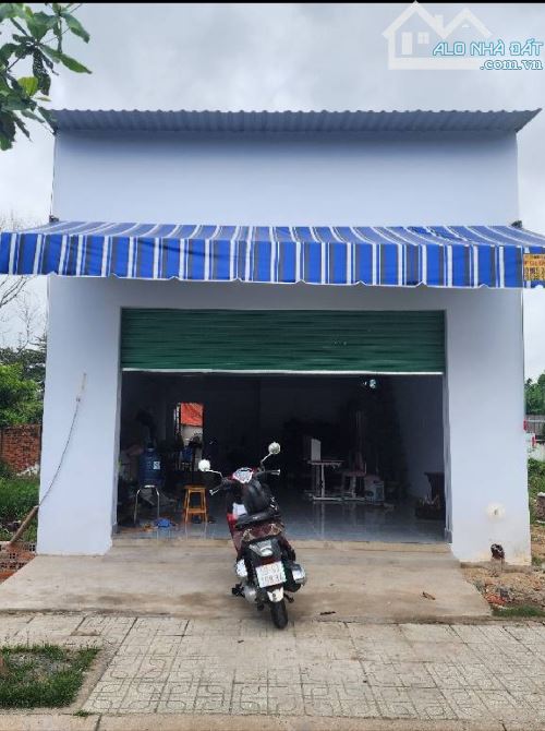 NHÀ MẶT TIỀN ĐƯỜNG 10M – CÁCH NGUYỄN VĂN BỨA 20M – 90M2-XUÂN THỚI SƠN-HM