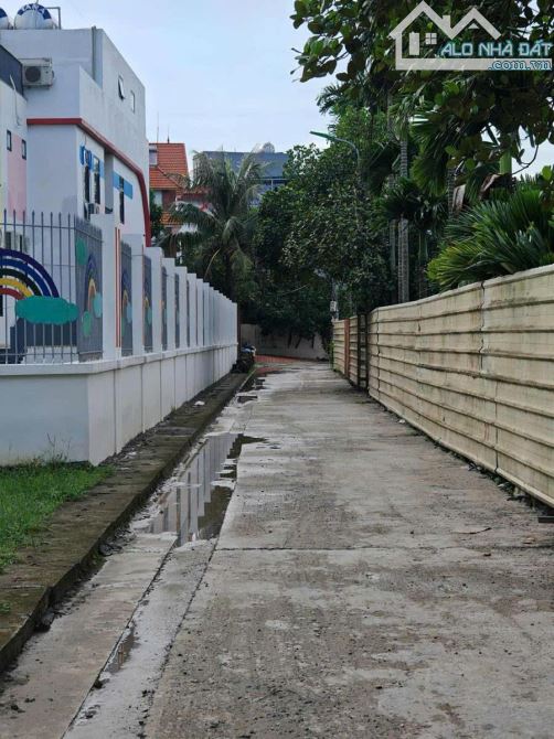 HÀNG HOT! BÁN ĐẤT TẶNG NHÀ C4 TÂN PHONG - BẮC TỪ LIÊM - DT: 30M2, MT4M - 4.58 TỶ