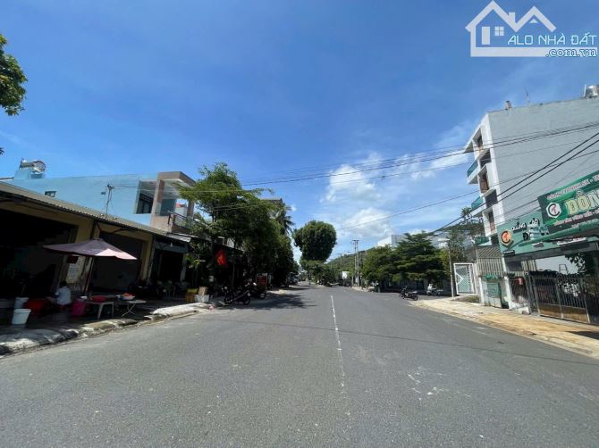 Bán Lô Đất 2 Mặt Tiền đường Thân Nhân Trung – Bắc Nha Trang