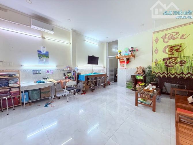 BÁN NHÀ KHU DÂN CƯ HỒ ĐẮC DI, GẦN ĐH CÔNG THƯƠNG - 90M2, NGANG 5M NỞ NHẸ, 3 TẦNG - CHỈ 10T