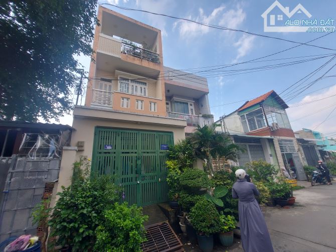 BÁN NHÀ QUẬN BÌNH TÂN, ĐƯỜNG 8M HƯƠNG LỘ 2, 4 X 16M, CN 64M2, 2 TẦNG, GIÁ 5,25 TỶ TL