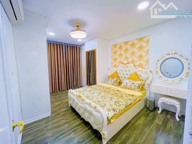 Chung cư Mễ Trì 101m², 3PN, full NT hiện đại, giá cực tốt 8,25 tỷ