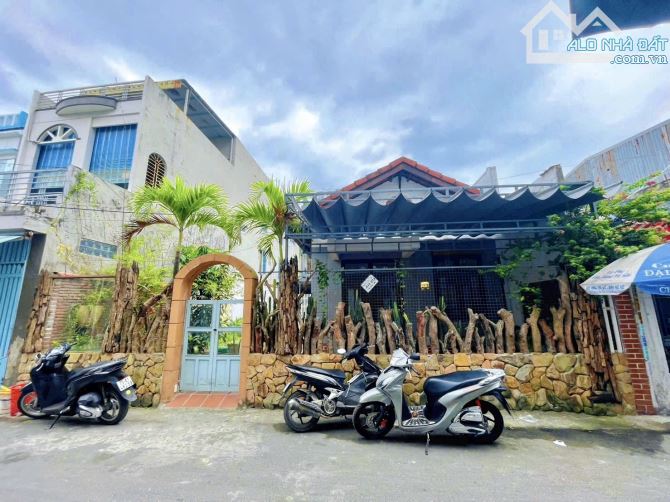 Bán đất đường Nguyễn Văn Thoại, kiệt 2 oto tránh nhau, trung tâm du lịch biển, DT 213m2