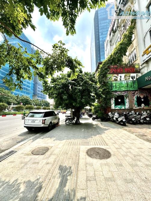 Mặt phố Nguyễn Chí Thanh quận Đống Đa 112m2 8Tầng-Vỉa Hè Siêu Rộng,Kinh Doanh Đẹp