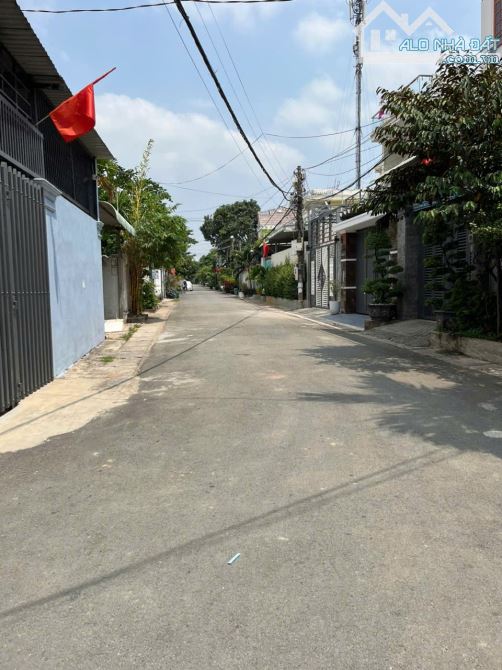 D155 Chỉ 1.8Tỉ (có thương lượng )_cần bán nhanh lô đất 71m2-full thổ cư-gần chợ vài bước c