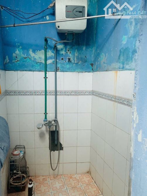 Cho thuê nhà nguyên căn cấp 4 - kiệt Điện Biên Phủ- Trường An ( cũ)- Tp Huế