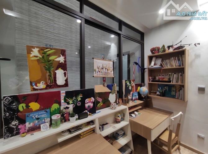 ☘️BỒ ĐỀ THÔNG HỒNG TIẾN LONG BIÊN HÀ NỘI 88M2 7TTHANG MÁYGÀ ĐẺ TRỨNG VÀNG DÒNG TIỀN 720TR