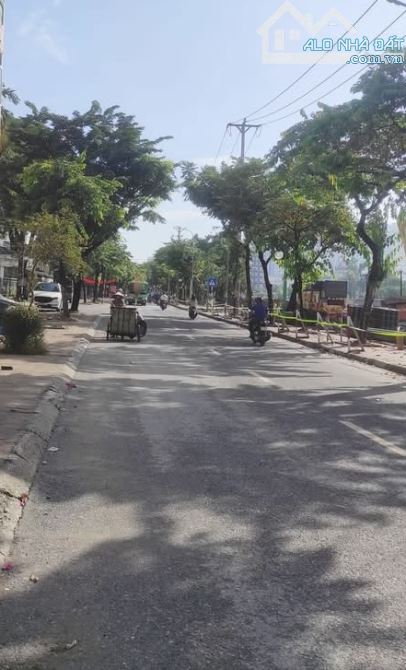 BÁN NHÀ MẶT PHỐ KIM GIANG 55M X 6 TẦNG THANG MÁY VỈA HÈ RỘNG KINH DOANH 2 MẶT THOÁNG