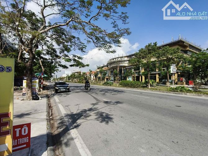 Bán lô đất DT 720 M.mặt đường Phạm Văn Đồng Anh Dũng Dưong Kinh HP