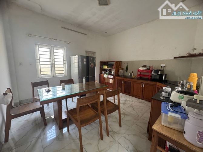 🎉🎉🎉🎉Bán nhà mt Nguyễn Bá Học - Khu hiếm nhà bán 🫰 - Dt 99m2 - 3 tầng đầy đủ công năng