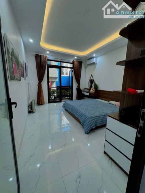 ⚡️HƠN 7 TỶ⚡️43M*4T- 4 NGỦ ⚡️ 2 BÀ TRƯNG - GẦN PHỐ, GẦN Ô TÔ