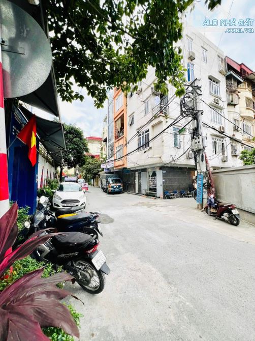 Bán gấp nhà Láng Hạ Đống Đa lô góc ngõ thông oto KD 55m² x 5t nhỉnh 15 tỷ TL.