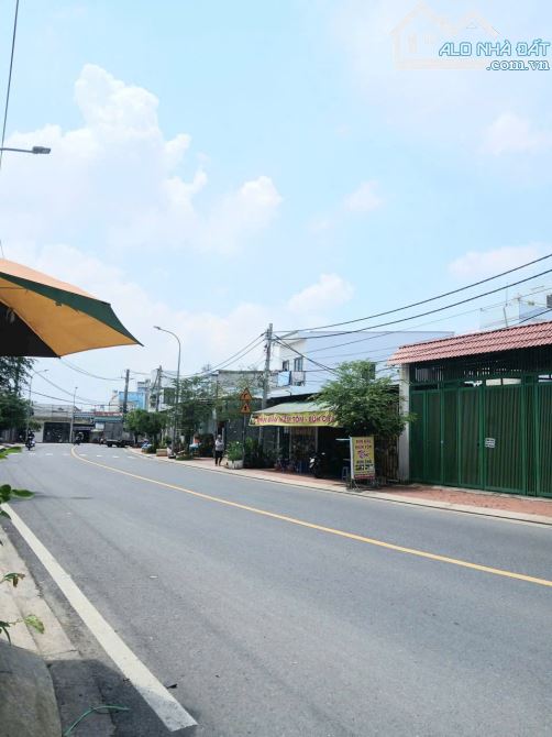 CHỈ 4,5 TỶ - SỠ HỮU NGAY NHÀ ĐẸP THỚI TAM THÔN, ẤP NAM THỚI SÁT THỊ TRẤN HÓC MÔN