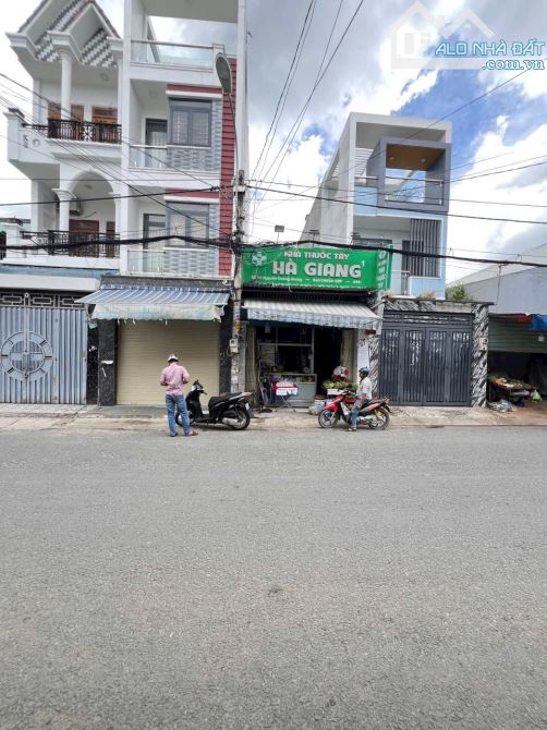 🏠Nhà SHR MT CHỢ TRẦN QUANG CƠ PHƯỜNG HIỆP THÀNH,Q12.giá : ngang 4-22(đường 12m)