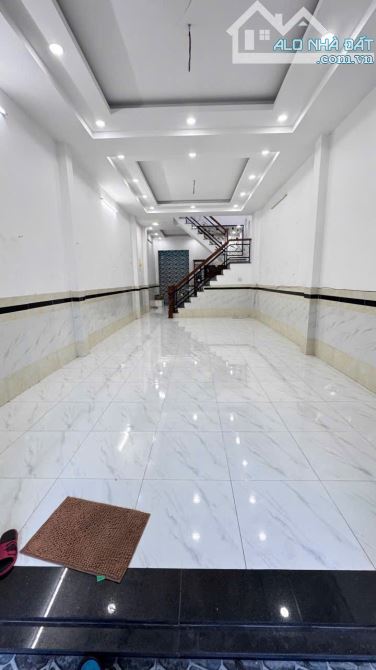 NHÀ MẶT TIỀN TRẦN THỊ HÈ -Quận 12 - KHÔNG LỘ GIỚI - KINH DOANH VIP