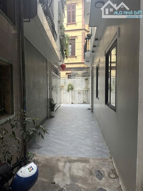 LĨNH NAM - DÂN XÂY - GẦN PHỐ - NGÕ ĐẸP - MẶT TIỀN RỘNG - NỞ HẬU PHONG THUỶ