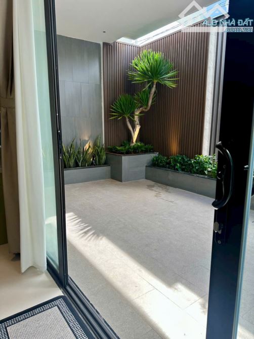 Nhà Mới 100% – Góc 2 Mặt Hẻm Ô Tô Nam Kỳ, P. Vũng Tàu – 68m² – 1T2L – Sổ Hồng – Giá 8,7 tỷ