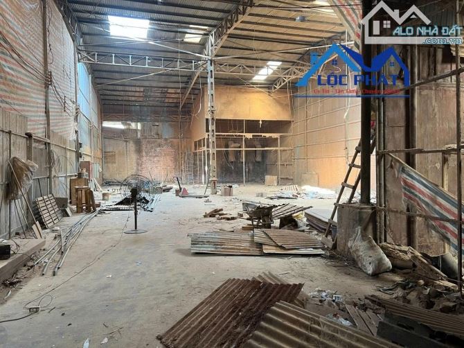Cho thuê xưởng 1400m2 35tr p Long Bình, TP Biên hòa Đồng Nai giá rẻ