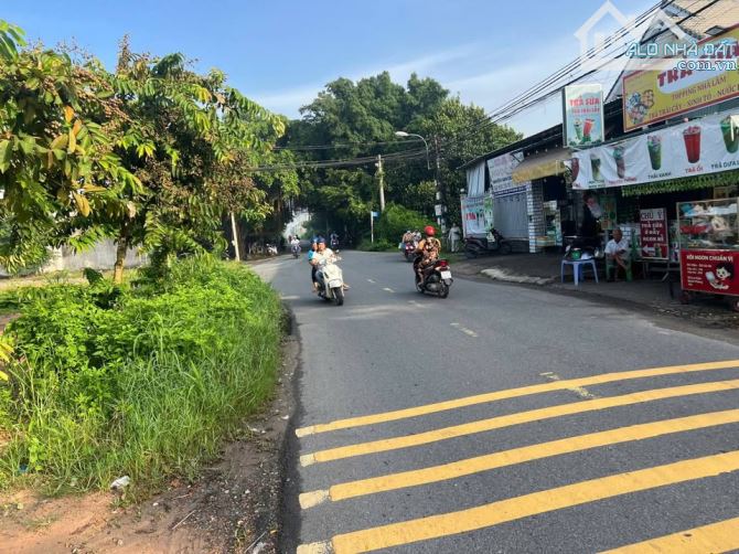 Nhà có 95m2 đất thổ cư ở Tân Thông Hội với giá 1 tỷ 2 – Cách Ql22 300m