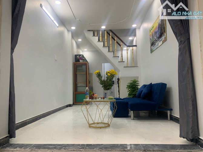 🌟 BÁN NHÀ MỚI TINH – TỔ ẤM NHỎ, ĐẦY ĐỦ TIỆN ÍCH 🌟  🏡 1.53tỷ Diện tích: 3m x 9m  1 trệt
