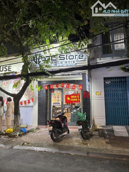 nhà bán mặt tiền đường nguyễn việt hồng, giá bán 8 tỷ TL