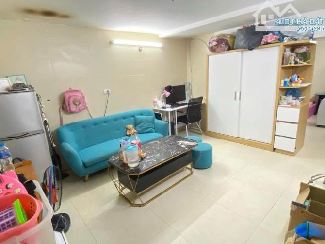 🏢 Bán căn hộ tập thể tầng 1 – gần phố – thoáng đẹp – sổ đỏ riêng – 50m² – 2.7 tỷ