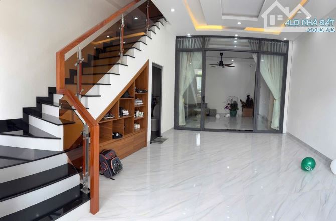 Nhà 3 lầu hẻm 127 Nguyễn Hữu Thấu thông Mặt tiền Đỗ Nhuận