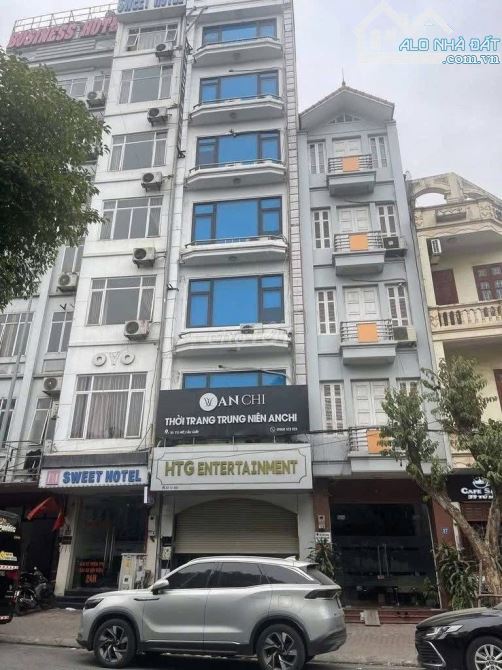 Siêu hiếm toà nhà Trần Duy Hưng 9 tầng 80m2 ô tô tránh vỉa hè rộng 50m ra mặt phố KD tốt
