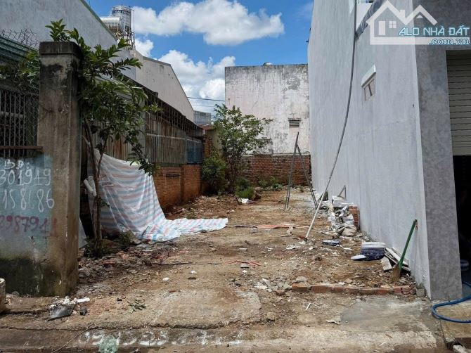 Đất hẻm 69 Mai Xuân Thưởng. Đường nhựa rộng, ngay trung tâm TP