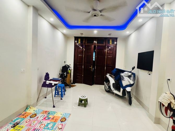 Cực hiếm, Nhà đẹp ở ngay, Mỹ Đình, DT34m2 x 5 tầng, Giá chỉ 6,3 tỷ, Nam Từ Liêm