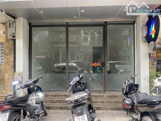 Cho thuê cửa hàng Mặt phố LÒ ĐÚC 40m2 mặt tiền 4,2m
