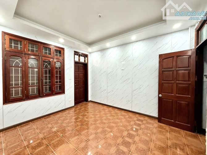 Hiếm!Bán gấp nhà phân lô Hoàng Cầu, 50mx4t, MT4M, PHÂN LÔ, Ô TÔ, KDVP, CHỈ 16X TỶ