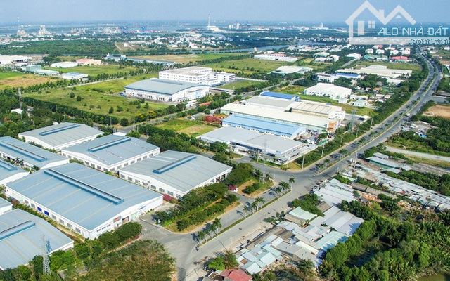 bán đất khu công nghiêp gia thuận ,huyên gò công đông , đối diện TPHCM