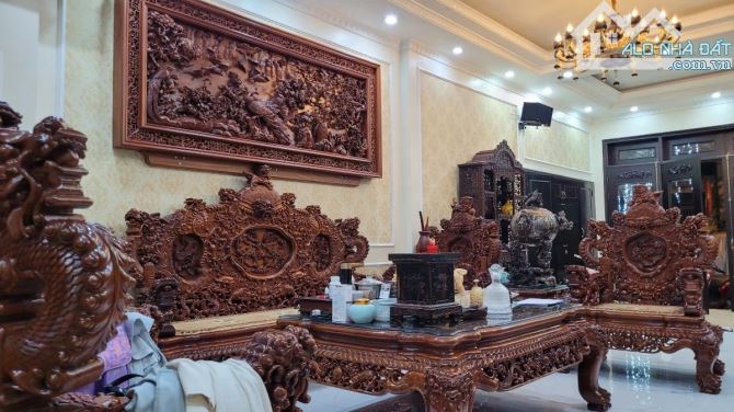 NHÀ ĐẸP DÂN XÂY - PHẠM NGỌC THẠCH - TẶNG FULL NỘI THẤT 15 tỷ. DT 43m2 x 5 TẦNG.