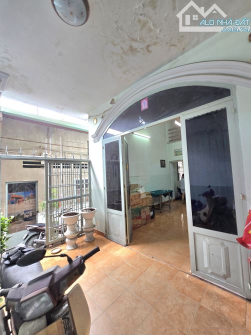 Mặt Tiền Kinh Doanh Linh Chiểu Dt : 392 M