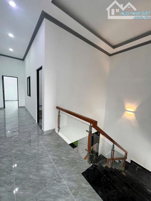 Cần bán nhà tại Long Hòa, gần chợ Rạch Kiến, trường học giá 1.750 tỷ