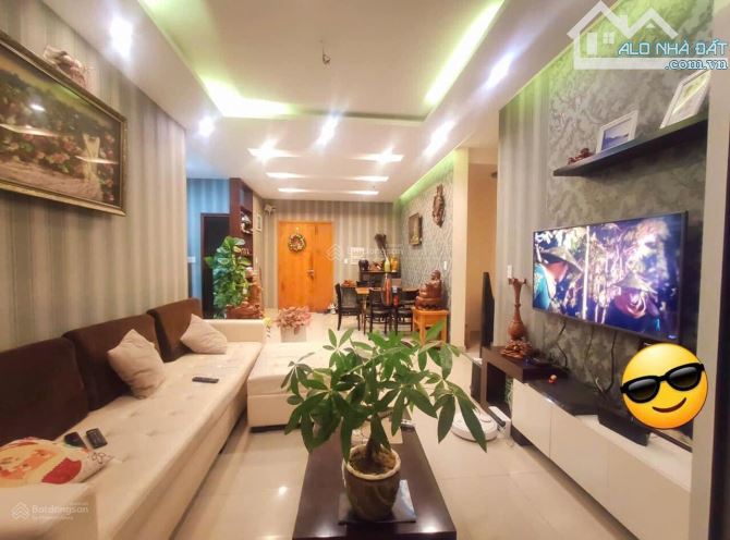Cần tiền Giảm thêm 200tr bán căn góc cực đẹp 3PN 2WC 107m2,Sổ Hồng, Kế Phạm Văn Đồng