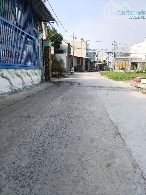 Bán Gấp Lô Đất Đường Bùi Công Trừng, Đông Thạnh Hóc Môn 5x24m Hẻm Xe Tải Sổ Riêng-3,3 tỷ