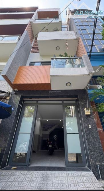 SIÊU PHẨM PHAN VĂN KHOẺ, QUẬN 6- VỪA Ở VỪA CHO THUÊ, DÒNG TIỀN ỔN ĐỊNH. GIÁ 4,24 TỶ/ 67M2