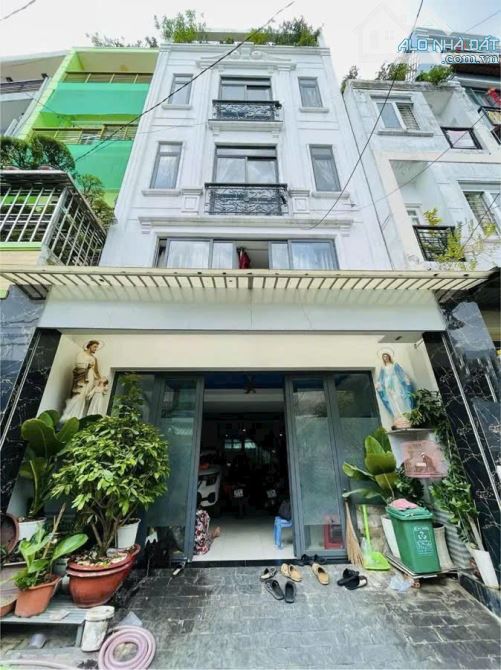 - CÁCH 1 CĂN RA MẶT TIỀN DƯƠNG QUẢNG HÀM - XE HƠI NGỦ GỌN TRONG NHÀ - TIỆN VỀ KINH DOANH