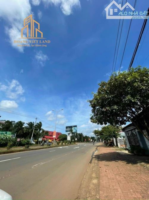 BÁN ĐẤT ĐẸP RỘNG MẶT TIỀN NGUYỄN VĂN LINH QL14 - DT: 12,7x52m - H: ĐN - TC:400m2 - 17,68TỶ