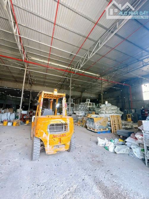 Cho thuê kho QUẬN 4 – HIẾM CÓ- 300m² đến 1000m2. Pccc. đường cont