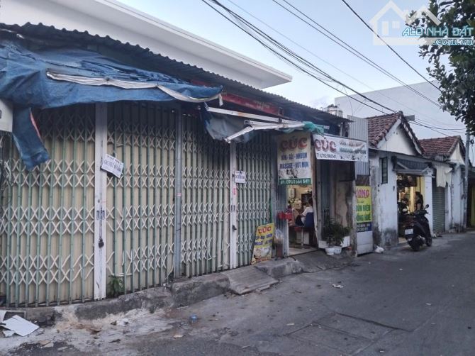 LÔ GÓC PHAN KẾ BÍNH, HẢI CHÂU. MẶT TIỀN 9M NỞ HẬU 10M  DT: 190M2  ĐANG CÓ DÒNG TIỀN 30 tr