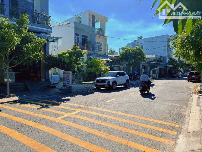 Chào bán lô đất biển dt 116m2 ,mt 8,4m; đường Trương Định 7,5m, giá 16,5 ty, biển Sơn Trà
