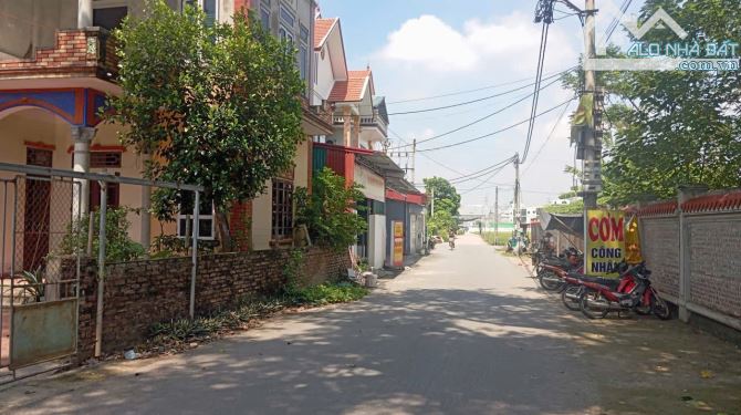 BÁN ĐẤT THUẬN THÀNH, BẮC NINH. 80M2 * MT 6M * 1,85 TỶ. Ô TÔ VÀO ĐẤT, SÁT KCN.