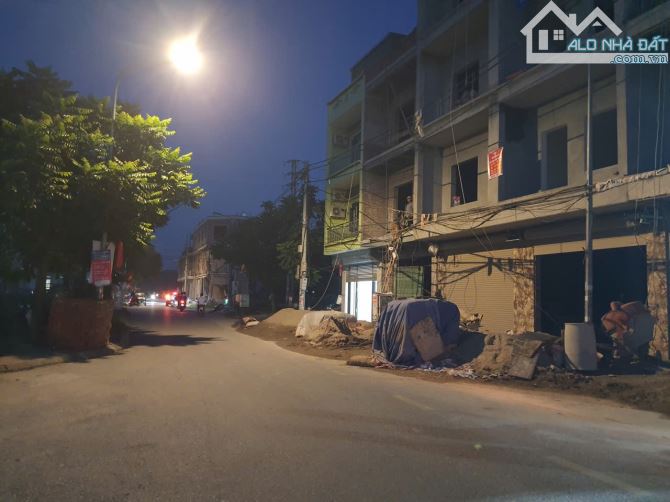 Bán nhanh lô đất giãn dân Khắc Niệm gần vương hoa đã có sổ cá nhân